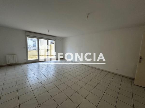 Location Appartement 3 pièces 77.1 m² - 14 RUE SADI CARNOT Lens 62300