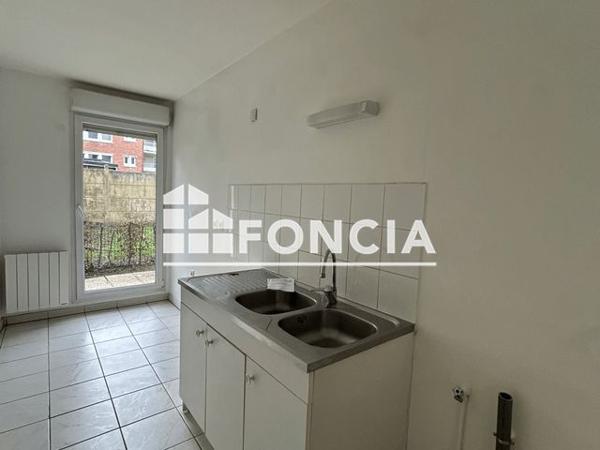 Location Appartement 3 pièces 77.1 m² - 14 RUE SADI CARNOT Lens 62300