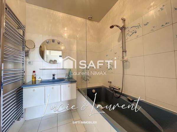 Proche du RER B - Maison d’architecte -240 m2 habitable