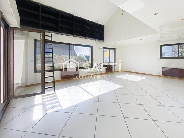 Proche du RER B - Maison d’architecte -240 m2 habitable