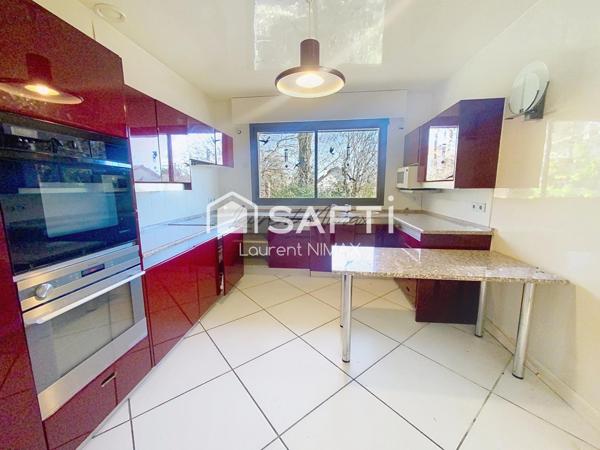 Proche du RER B - Maison d’architecte -240 m2 habitable