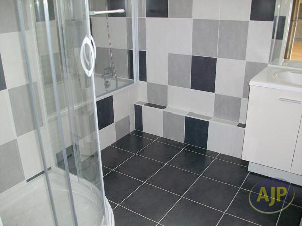 Appartement à louer Sainte Pazanne : 3 pièces, 72m² avec 2 chambre(s) à 772€ - AJP Immobilier Sainte-Pazanne