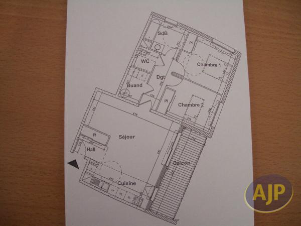 Appartement à louer Sainte Pazanne : 3 pièces, 72m² avec 2 chambre(s) à 772€ - AJP Immobilier Sainte-Pazanne