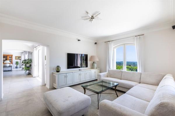 Vente Villa de luxe Châteauneuf-Grasse 10 Pièces 390 m²