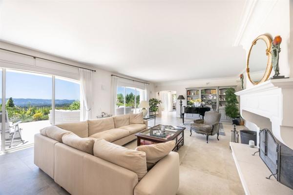 Vente Villa de luxe Châteauneuf-Grasse 10 Pièces 390 m²
