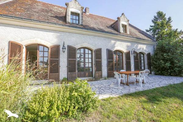 Maison à vendre 442 260 € Luynes 7 p 185 m² DPE D