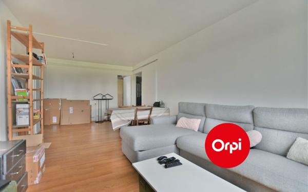 Appartement à louer    5 pièces • 91,81 m2 Saint-Priest