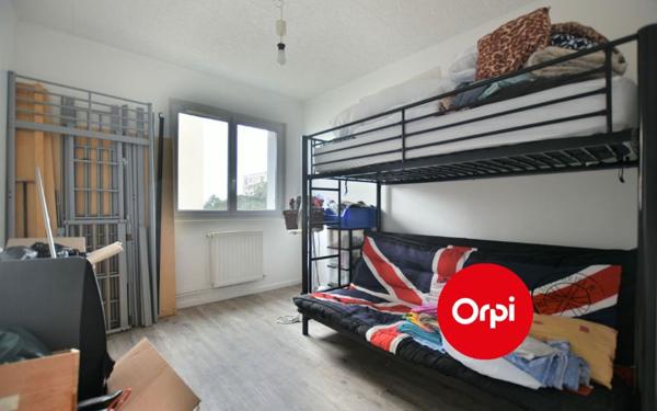Appartement à louer    5 pièces • 91,81 m2 Saint-Priest