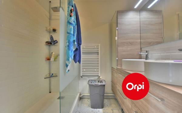 Appartement à louer    5 pièces • 91,81 m2 Saint-Priest