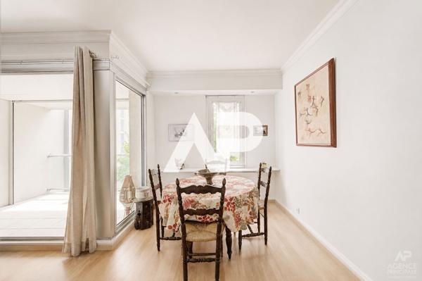 Appartement Rueil Malmaison 4 pièce(s) 83.21m² 570 000 € **  - Référence  20113