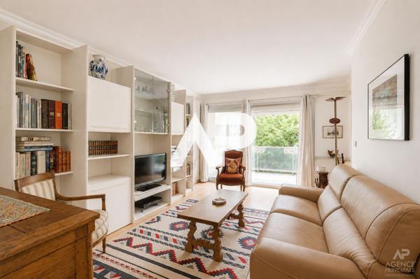 Appartement Rueil Malmaison 4 pièce(s) 83.21m² 570 000 € **  - Référence  20113
