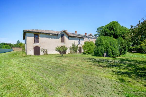 Maison 10 pièces 237 m2