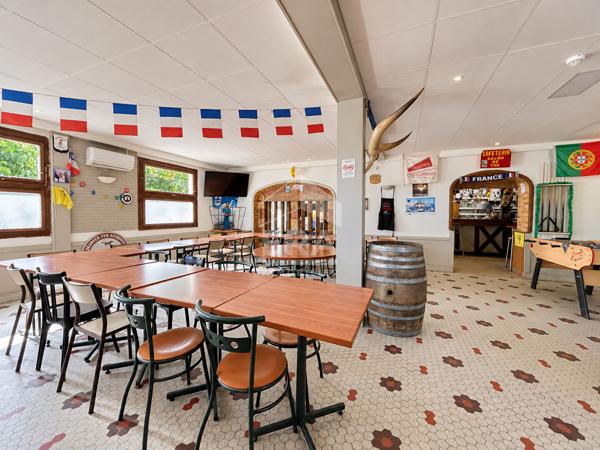 Ensemble immobilier à usage professionnel avec partie privative à Villeneuve-de-Marsan !