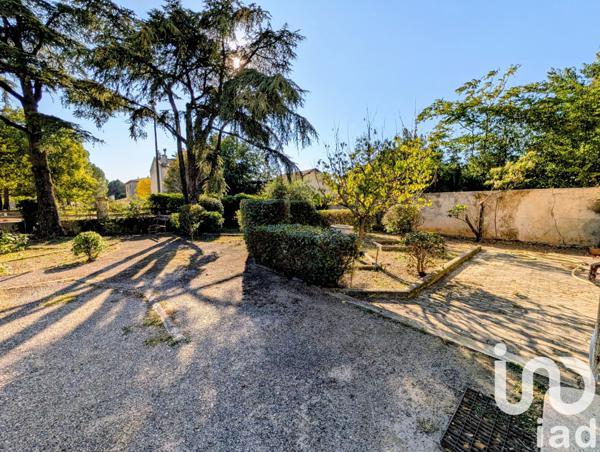 Maison à vendre 11 pièces 235 m² Sorgues