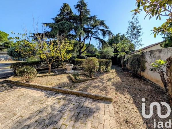 Maison à vendre 11 pièces 235 m² Sorgues