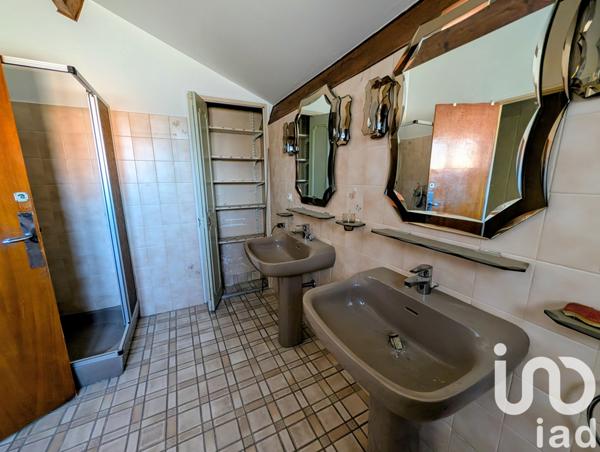 Maison à vendre 11 pièces 235 m² Sorgues