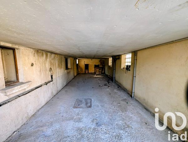 Maison à vendre 11 pièces 235 m² Sorgues