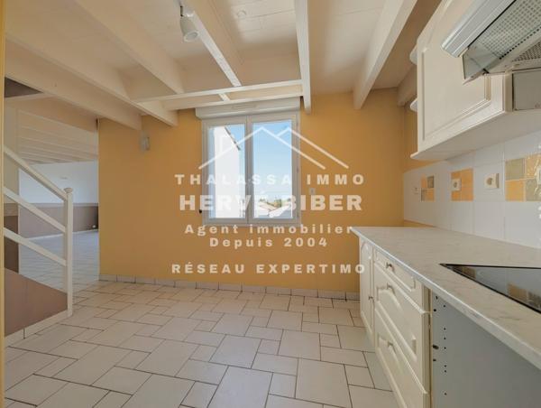 Aytré (17440) AYTRÉ-LA ROCHELLE Duplex lumineux avec terrasse et aperçu mer – Petite copropriété