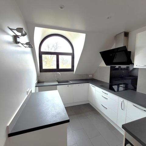 Dpt Yvelines (78), à vendre VERSAILLES appartement T3