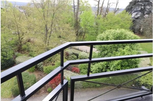 Dpt Yvelines (78), à vendre VERSAILLES appartement T3