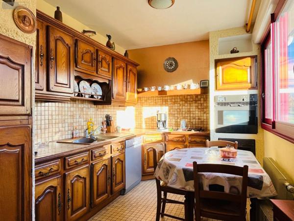 Maison à vendre à Avranches dans la Manche (50300), ref : 12547/333