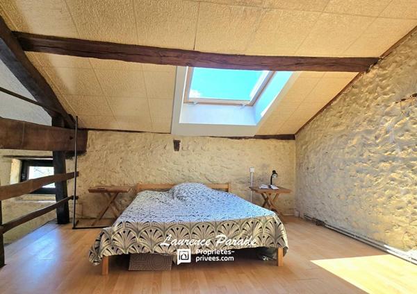 Maison avec gite et dépendance 150m²,terrain 2000m²