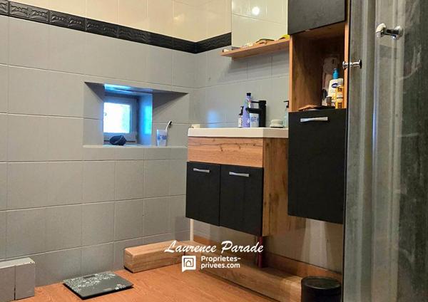 Maison avec gite et dépendance 150m²,terrain 2000m²