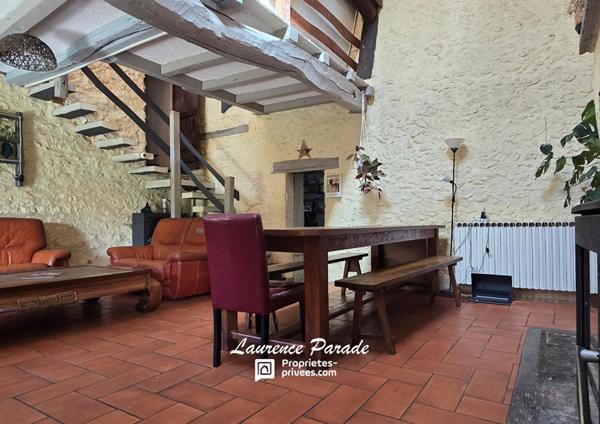 Maison avec gite et dépendance 150m²,terrain 2000m²