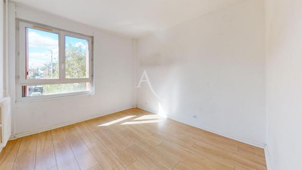 VILLEMOMBLE, Appartement 4 pièces, 68m²