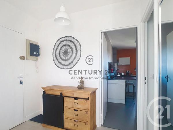 Appartement F3 à vendre  3 pièces - 62 m 2   CREPY EN VALOIS  - 60