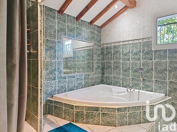 Maison à vendre 6 pièces 177 m² Saint-Pierre-de-Bœuf