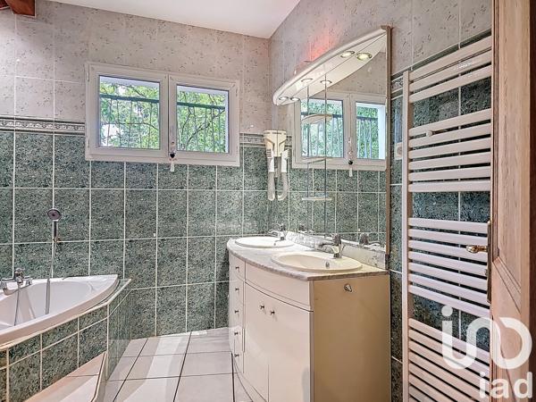 Maison à vendre 6 pièces 177 m² Saint-Pierre-de-Bœuf