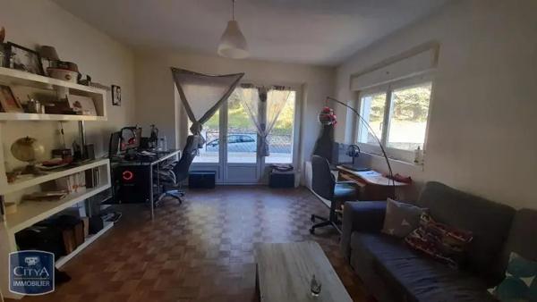 Appartement à louer 3 pièces 77.55m²