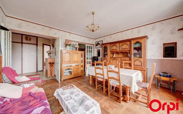 Appartement à vendre    3 pièces • 76,25 m2 Vénissieux