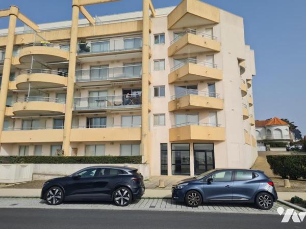 T2 idéalement situé 50 m de la plage et 400 m du marché.