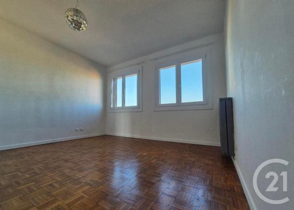 Appartement T4 à vendre  4 pièces - 78,40 m2 SALON DE PROVENCE - 13