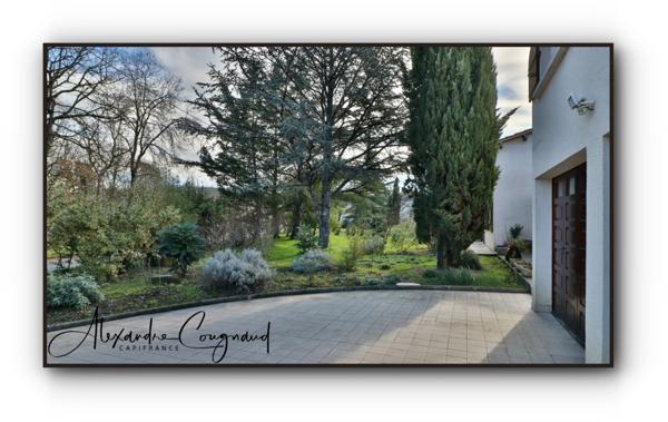 Dpt Tarn (81), à vendre SAIX maison P8 de 208 m² sur terrain de 2400 m² avec dépendance d'environ 95 m²