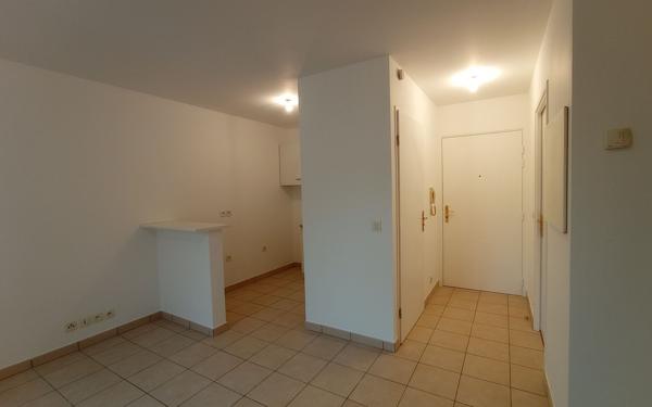 Appartement à louer    1 pièce • 27,20 m2 Gournay-sur-Marne