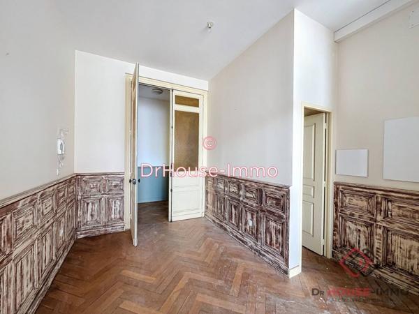 Immeuble à vendre 29 pièces de 500 m²