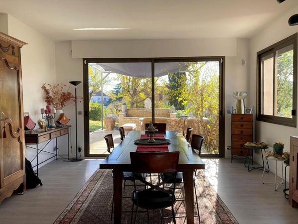 Maison avec piscine et studio indépendant