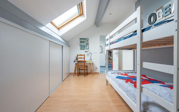 Maison à vendre    5 pièces • 190 m2 Pontault-Combault