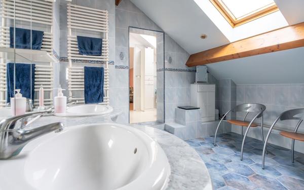 Maison à vendre    5 pièces • 190 m2 Pontault-Combault