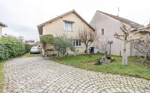 Maison à vendre    5 pièces • 190 m2 Pontault-Combault