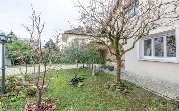 Maison à vendre    5 pièces • 190 m2 Pontault-Combault