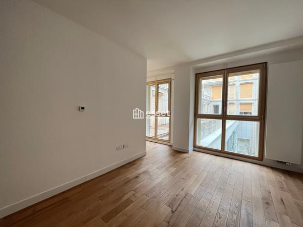 Location Appartement 4 pièces 77.8 m² - Paris 75013