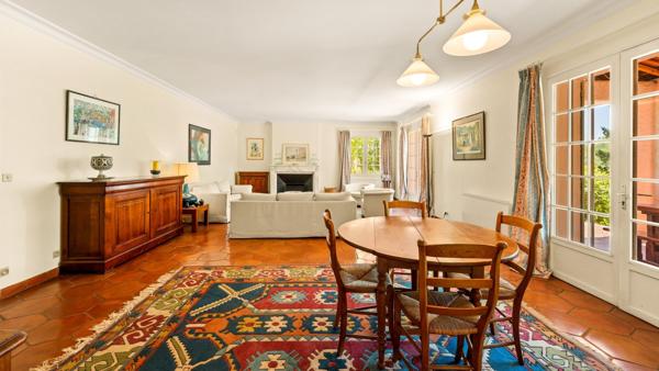 Vente Maison provençale de luxe Draguignan 6 Pièces 178 m²