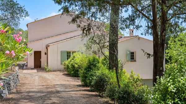 Vente Maison provençale de luxe Draguignan 6 Pièces 178 m²