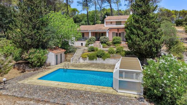 Vente Maison provençale de luxe Draguignan 6 Pièces 178 m²