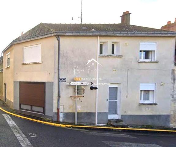 Maison au coeur du village, terrain non attenant