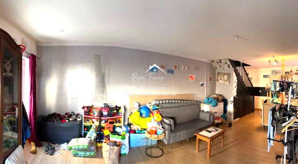 Maison au coeur du village, terrain non attenant